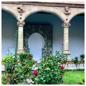 Puerta mudéjar, convento de las Dueñas